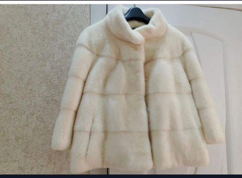 Продам норковую шубу