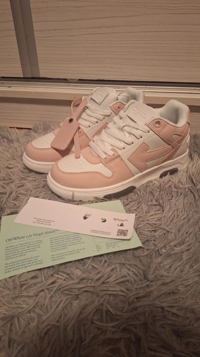 Off-White Out Of Office Pink/Roz