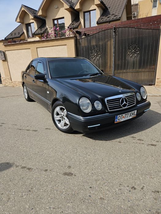 MERCEDES E200 Benzina+Gpl