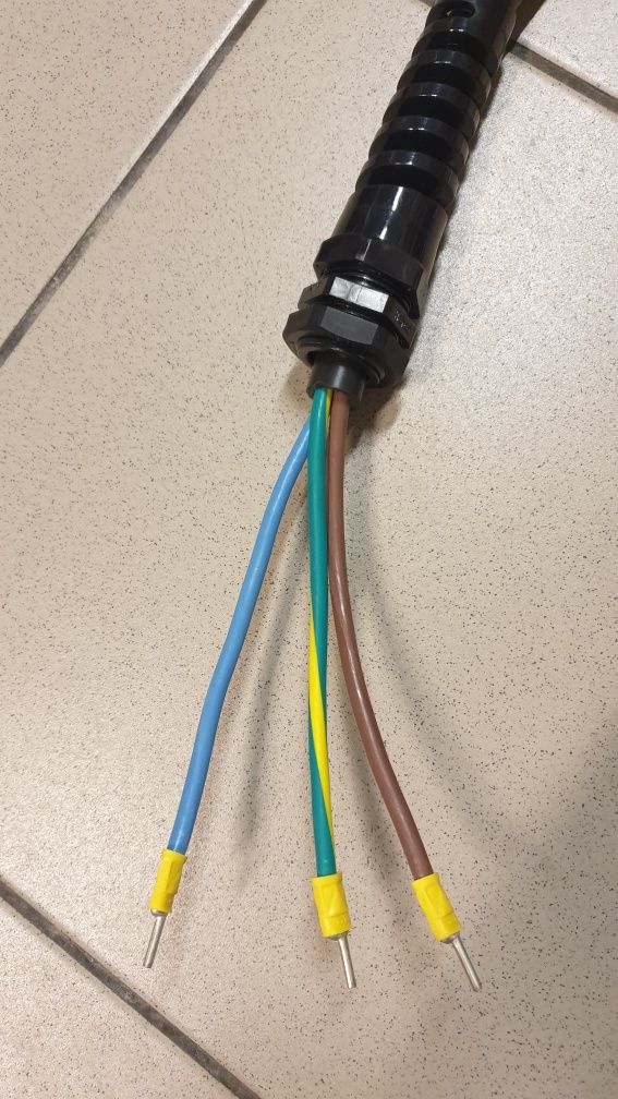 Cablu flexibil cu 3 fire si cablu de impamantare