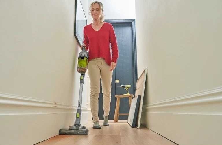 Ryobi-Aspirator vertical 3 in 1 pe acumulator 18V RYOBI ONE