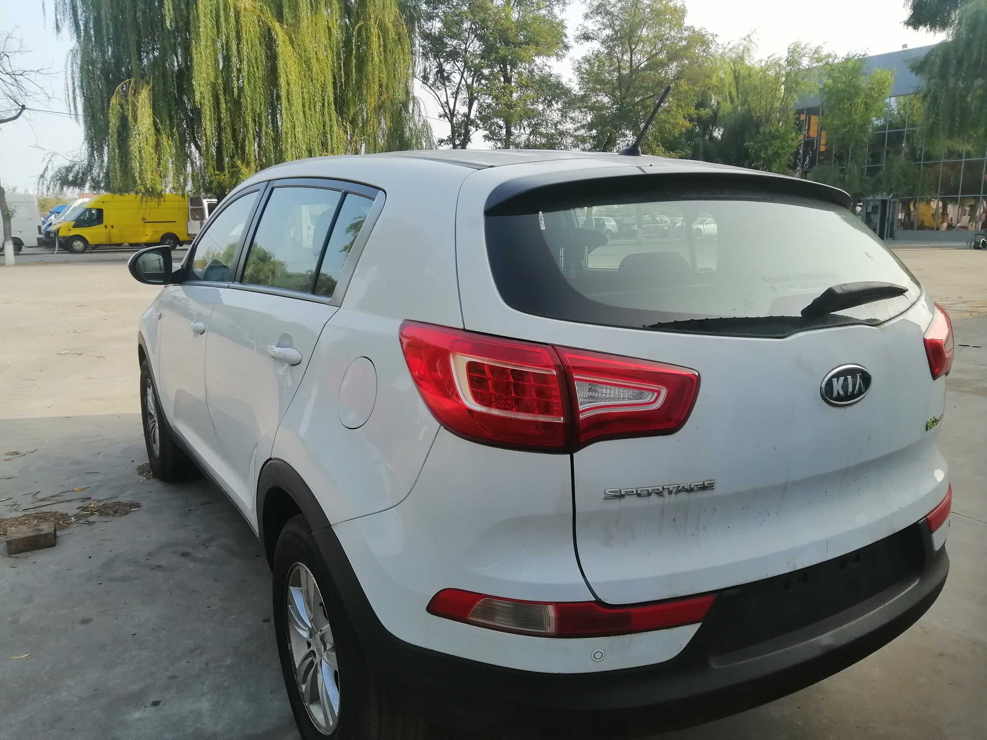 Dezmembram Kia Sportage 1.6