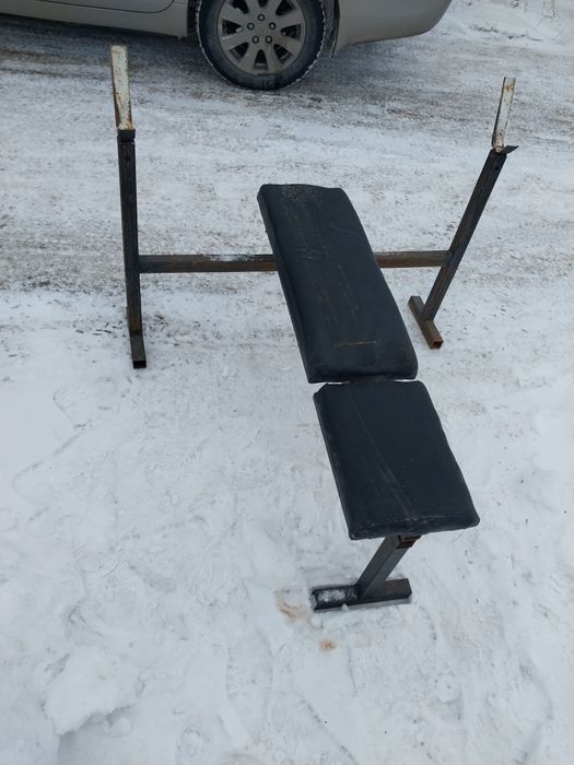 Лежак для тяжёлой атлетики. Лежак для жима.