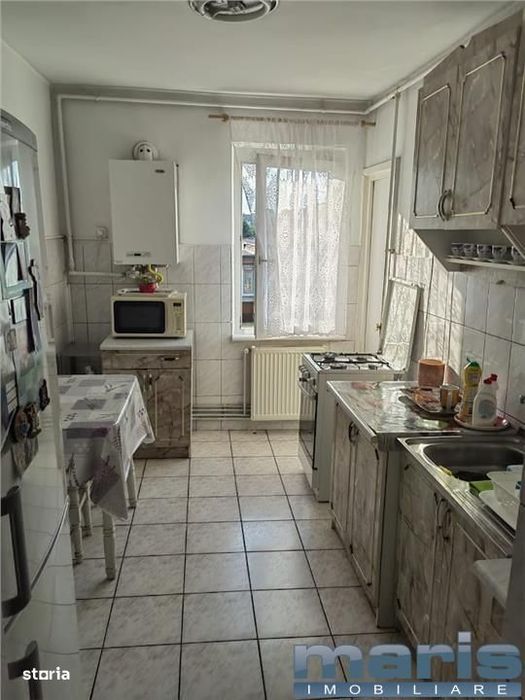 Vanzare apartament 3 camere 2 bai Tudor zona Fortuna