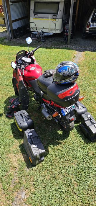 Vând Yamaha TDM 850 + echipament +2rânduri de TOPCase.accept variante.