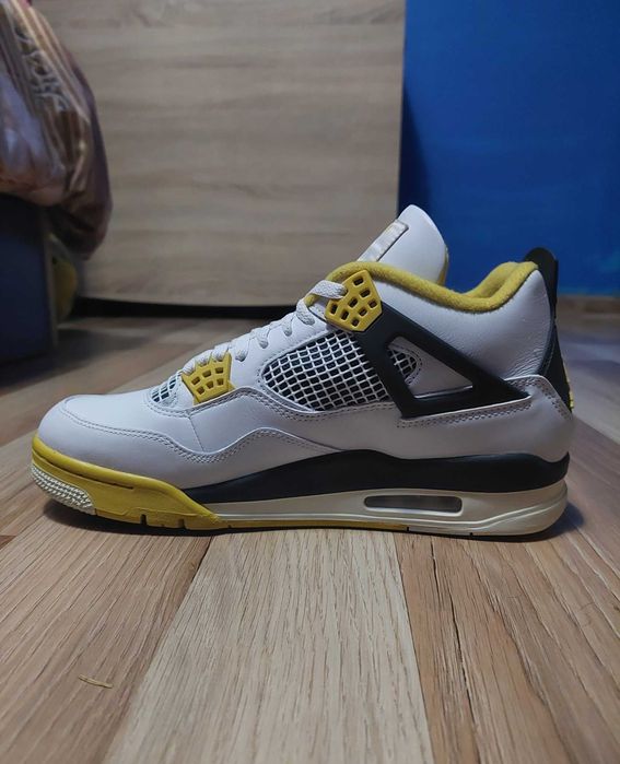 *Negociabili* Jordan Air 4 Retro Vivid Sulfur Unisex(EU 44)
