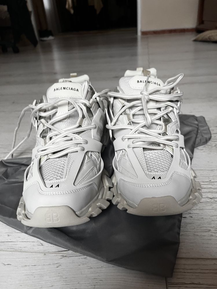 Balenciaga Track Albi