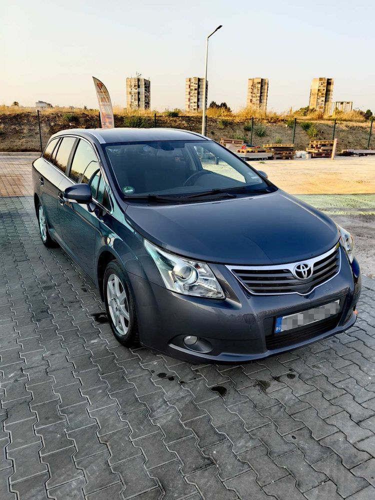 Toyota Avensis 1.8 газ/ бензин