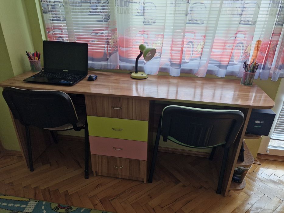 Двойно бюро за детска стая