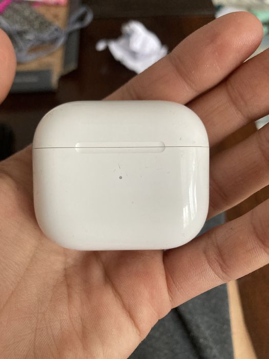 АЙР ПОДС оригинал в хорошем состояние срочно