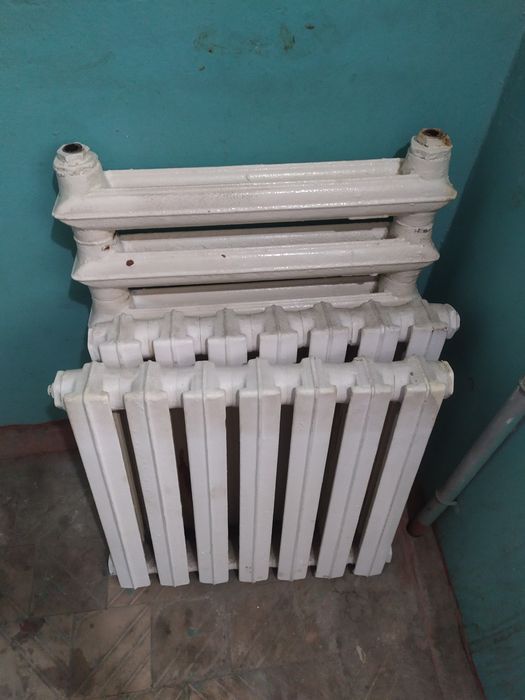 Продам чугунные радиаторы бу