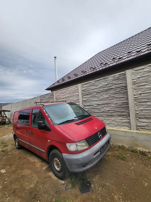 Mercedes vito 110 CDI, an 2003 dezmembrează.