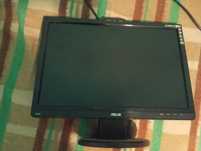Vând monitor pentru geiming