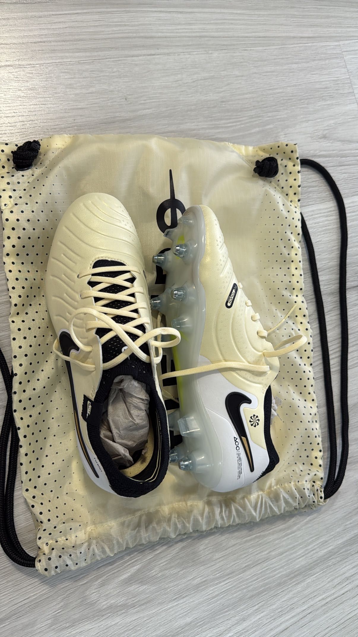 Професионални Бутонки Nike Tiempo