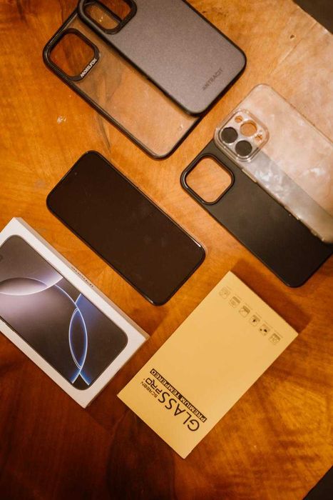 Iphone 16 Pro Max Black 256GB in Garanție