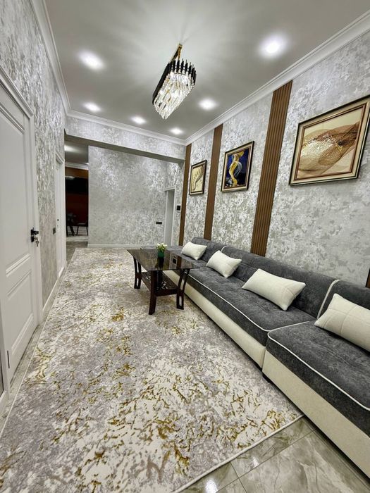 Аренда Яккасарой ул Нукус новастройка 3 ком 8 этаж 10 этажка все ест