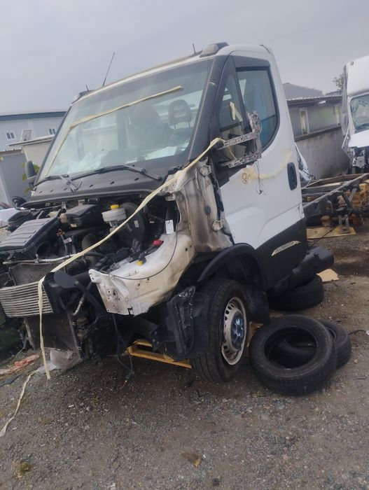 Dezmembrez Iveco daily 3.0hpi euro 5 2022 cu adblue