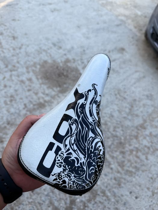 седалка от C1 pro.