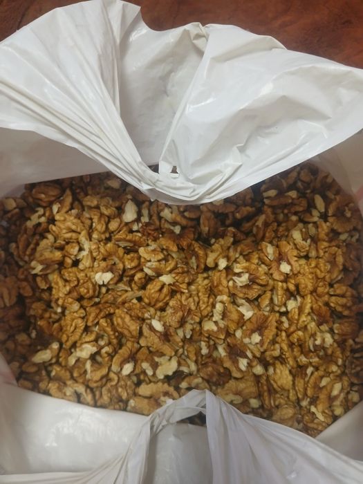 Niez de nuca. Mai mult detalie la tefon