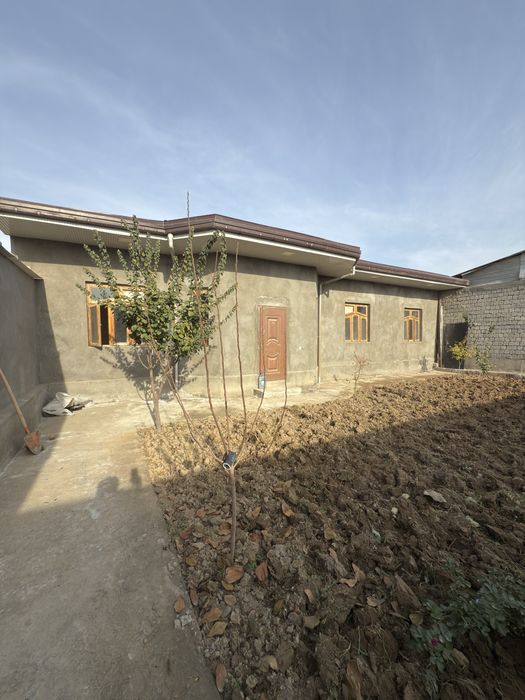 Назарбек текистилда ховли сотилади зудлик билан