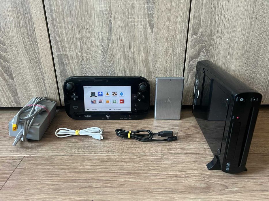 Consola Nintendo WII U modata cu jocuri si aplicatie descarcat jocuri