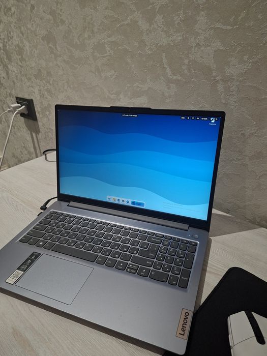 IdeaPad Slim 3 ( Intel Core i5 12450H )