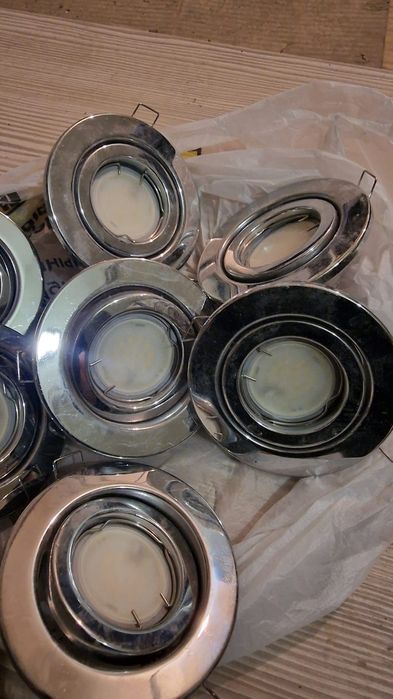 Светильники точечные