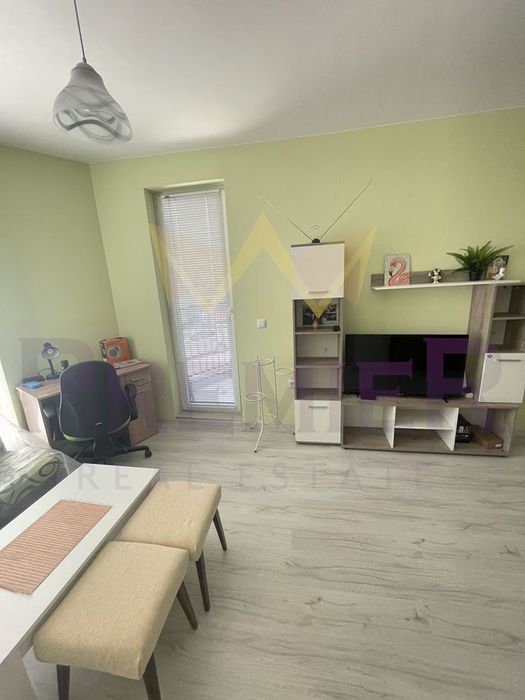 Дава се под наем Двустаен апартамент в Варна, Кайсиева градина - 50 кв.м за 350 € - Снимка #2