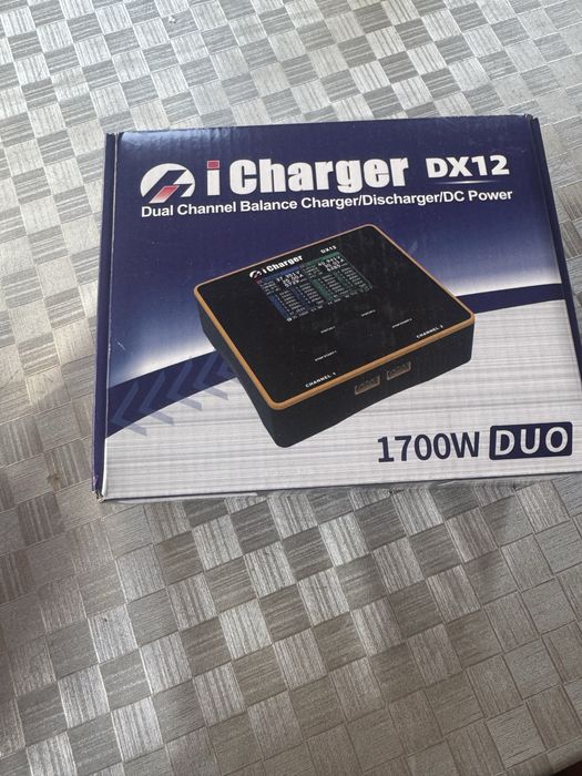iCharger DX12 DUO 1700W