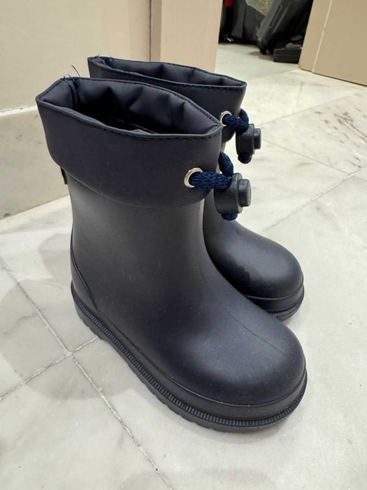 Детски непромокаеми ботуши, размер 25. Отлично състояние