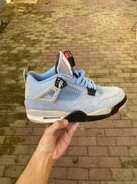 Vand Jordan 4 UNC