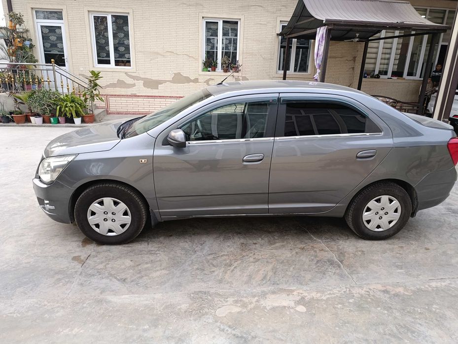 Коблт сотилади срочно 3500$