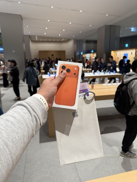 Новый Iphone 17 pro Orange Korea Sim