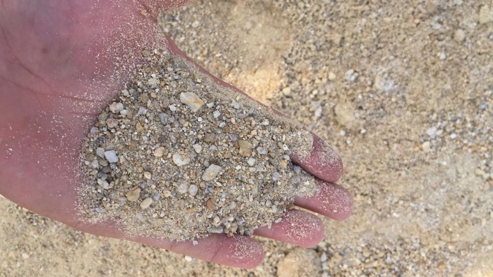 Песок отсев  щебень дресва доставка глина грунт