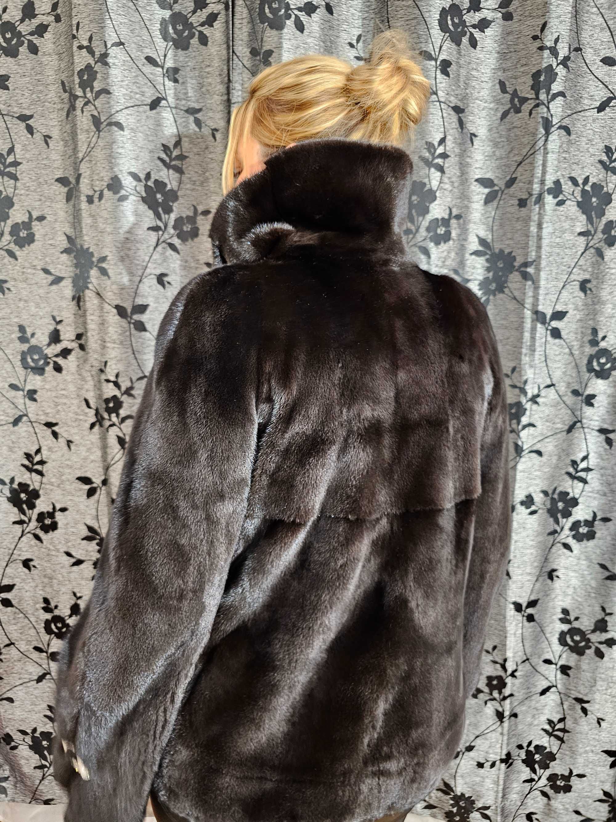 Луксозно палто от норка PKZ