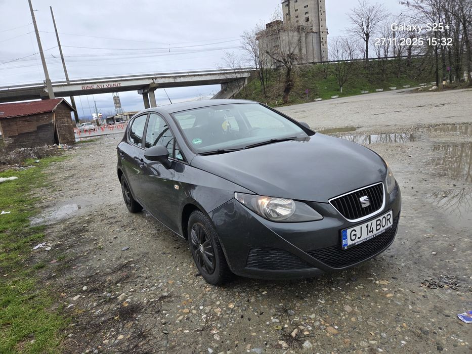 Vând Seat Ibiza-