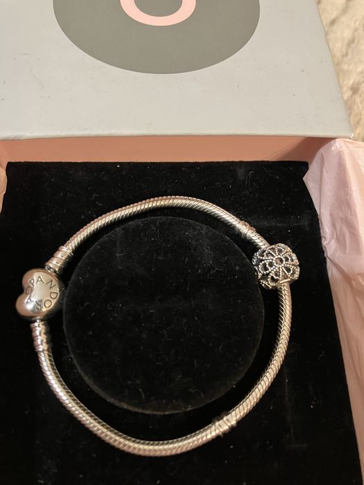 Гривна Pandora с талисман