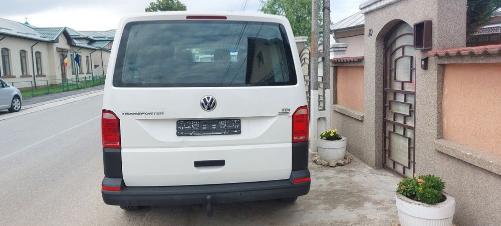 Vw T6 Transporter -2016- 3 Locuri + Marfă,Motor 2.0 Diesel,AC, Germani