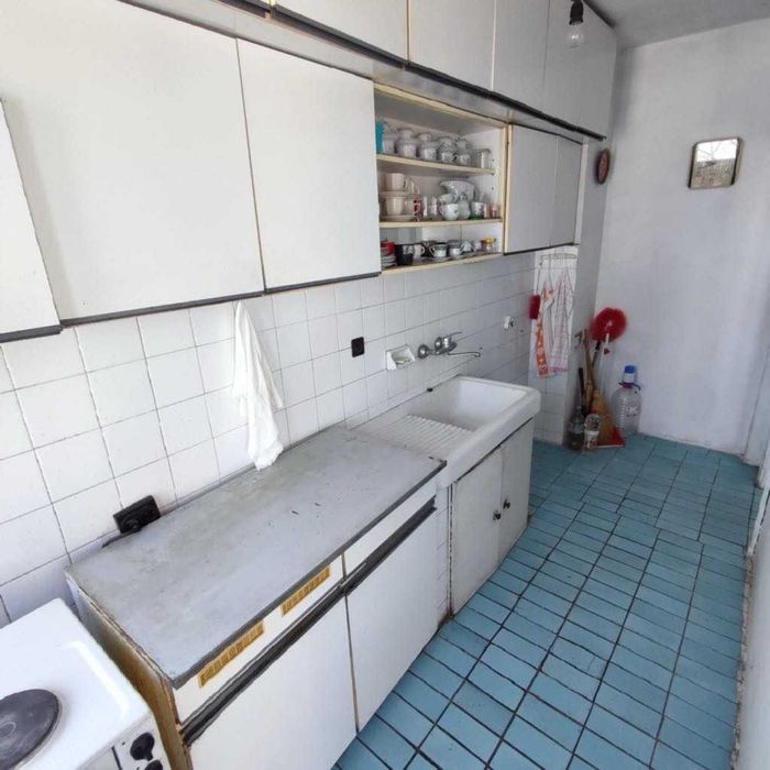 Продава се Четиристаен апартамент в Шумен, Пазара - 97 кв.м за 1210 €/кв.м - Снимка #3