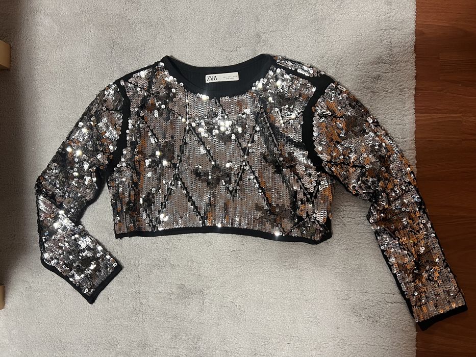 Bluza crop paiete, marime S