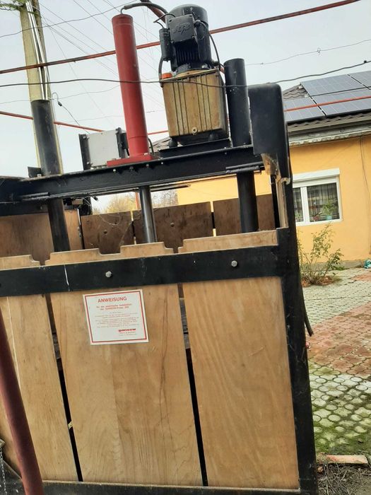 Presa Compactoare Carton Si Peturi