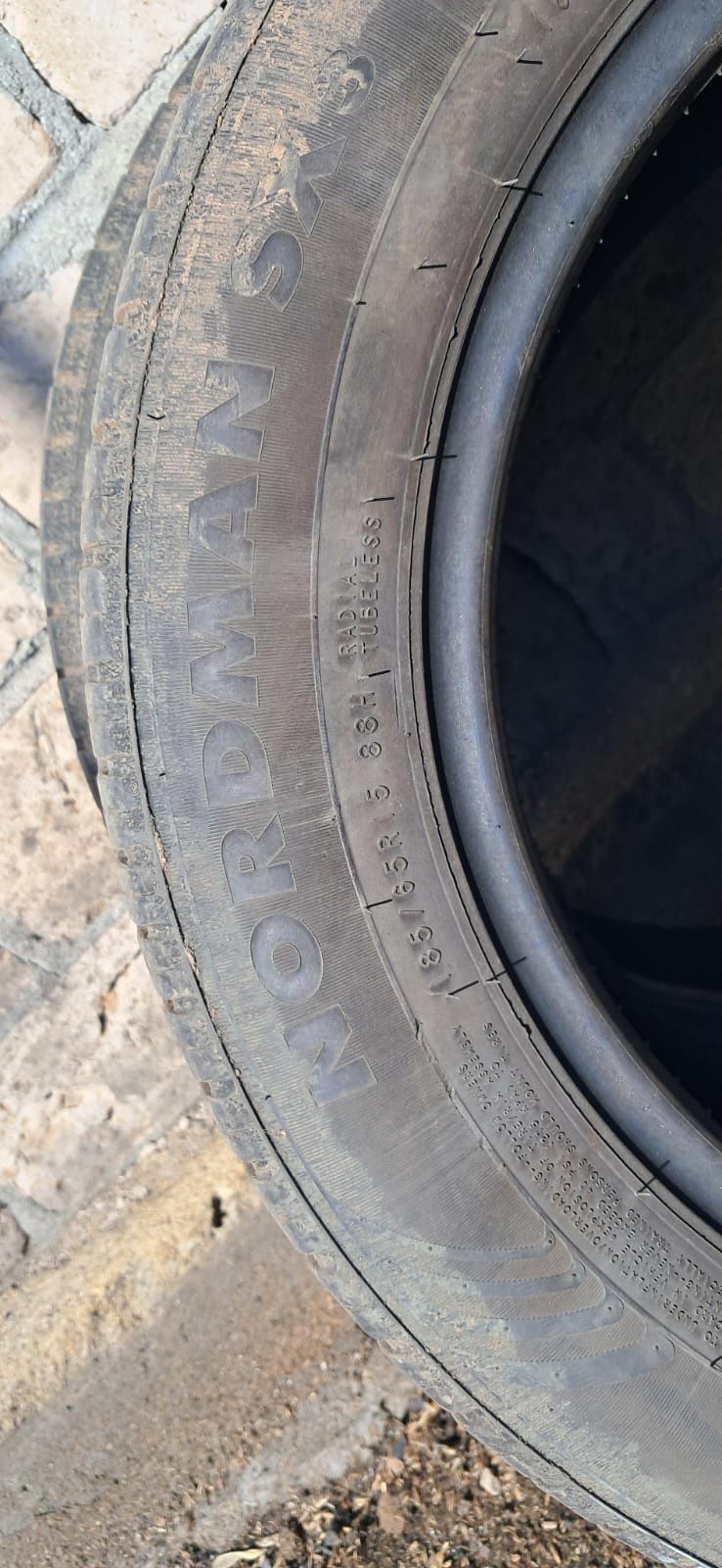 Продам шины Nokian nordman sx3 185/65.15