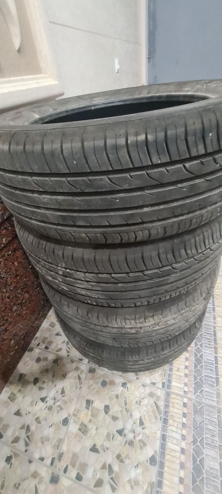 Щины Contenintal 215/55/R18, 4 sht, probeg 8000