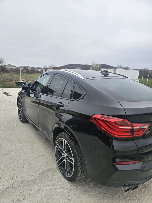 Dezmembrez bmw x4 f26,motor 3.0d 258cp x-drive