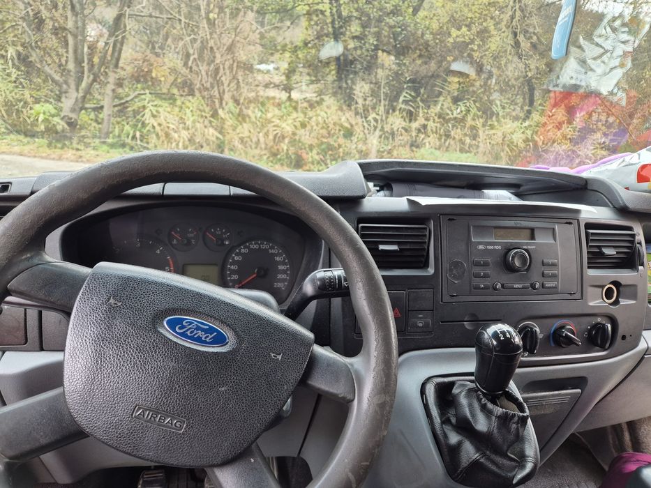 Autoutilitara marca Ford