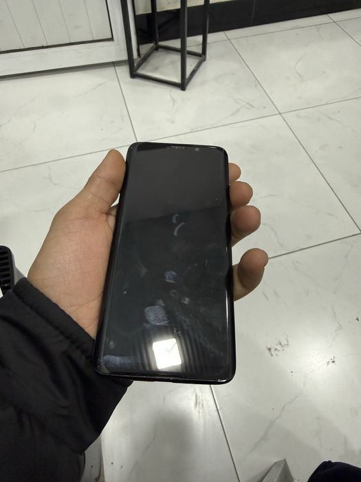 Samsung s9  64 gb