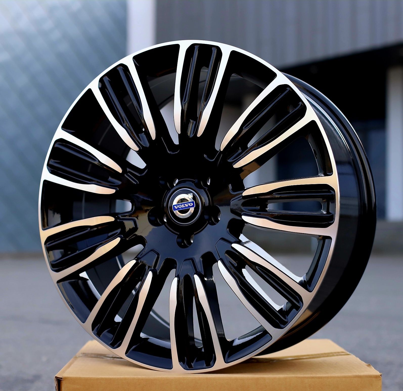 Jante Volvo R20 Diamond Cut