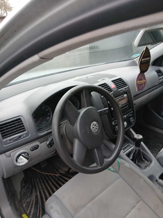 Vand golf 5  16 fsi  cutie 6 trepte