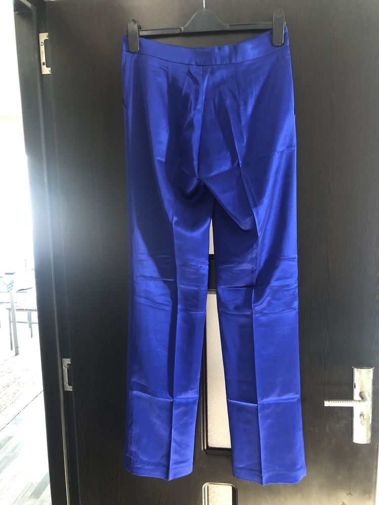 Vand pantaloni eleganti de fete  noi cu eticheta marimea S-M