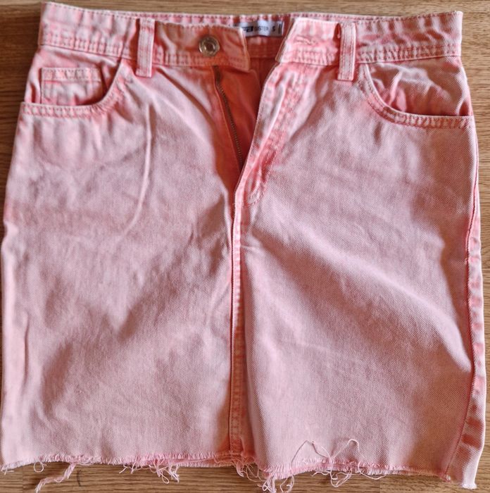 Fustă scurtă din jeans roz